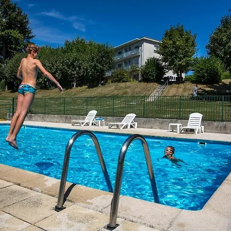 Hotell Les Mesanges Saint-Martin-dʼUriage