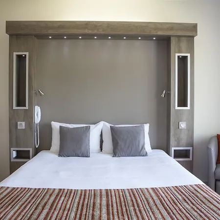 Les Mesanges Hotel
