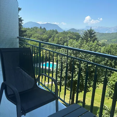 Les Mesanges Saint-Martin-dʼUriage