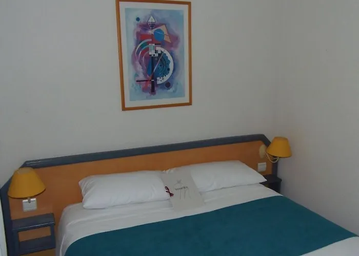 Les Mésanges Hotel 3*