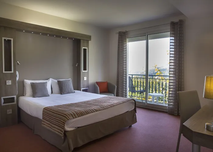 Les Mésanges Hotel 3*