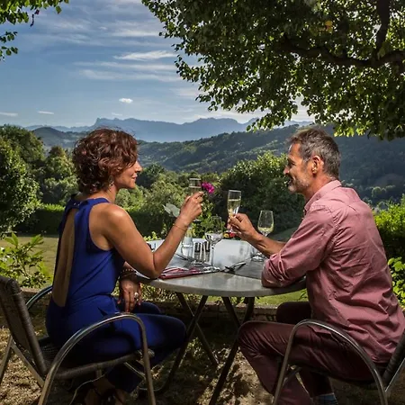 Les Mesanges Saint-Martin-dʼUriage