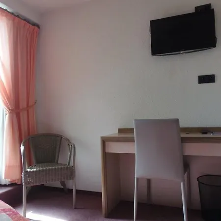Les Mesanges 3* Saint-Martin-dʼUriage