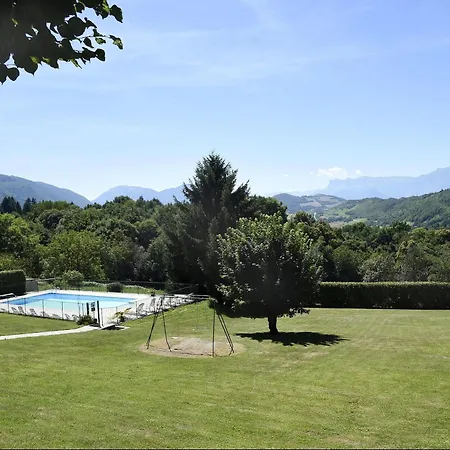Les Mesanges 3* Saint-Martin-dʼUriage